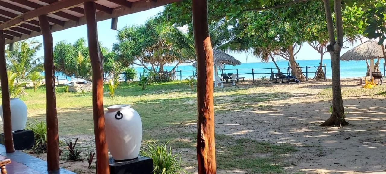 Blissbay @ The Rock Hotel นิลาเวลี ภายนอก รูปภาพ