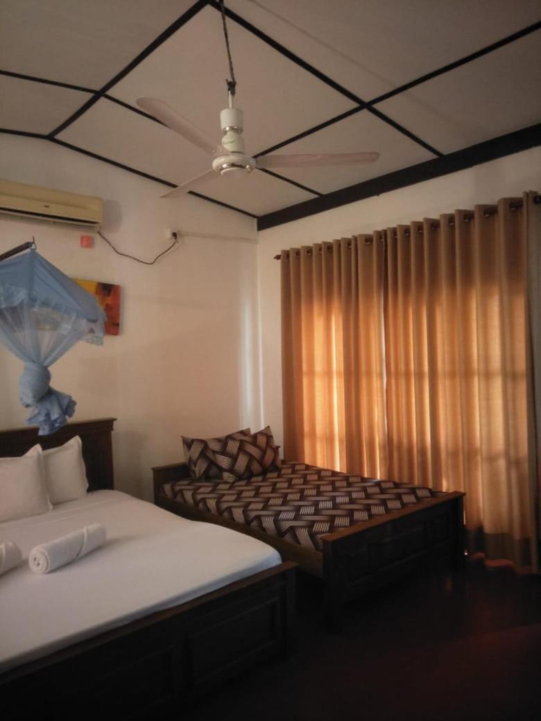 Blissbay @ The Rock Hotel นิลาเวลี ภายนอก รูปภาพ