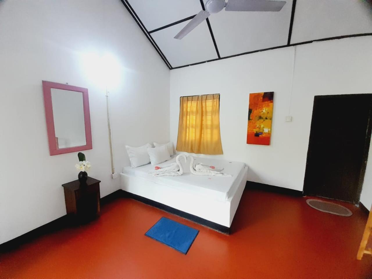 Blissbay @ The Rock Hotel นิลาเวลี ภายนอก รูปภาพ