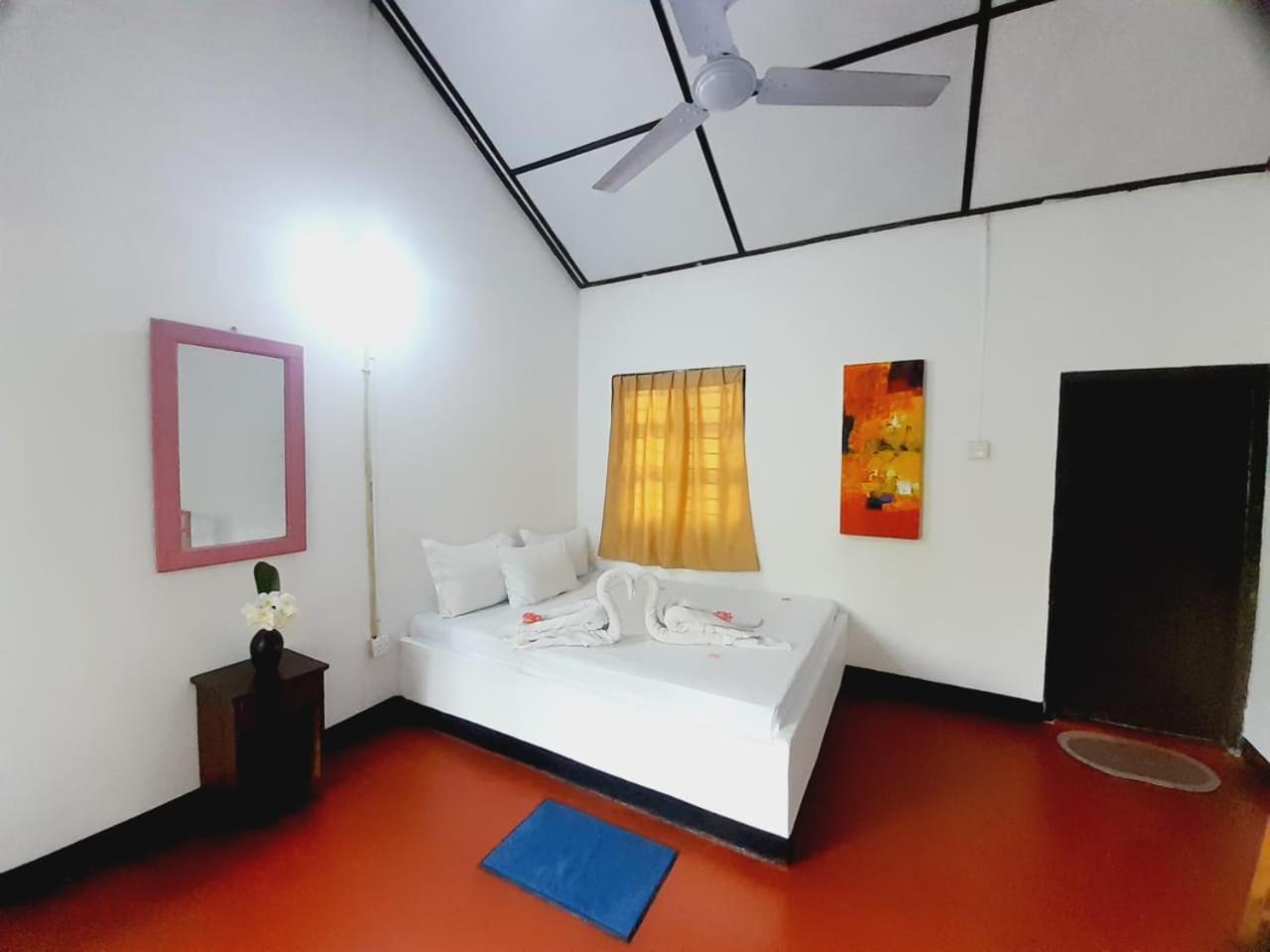 Blissbay @ The Rock Hotel นิลาเวลี ภายนอก รูปภาพ